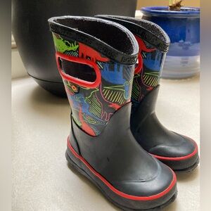 Bogs Neon Dino Rain Boots 7C